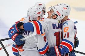 Континентальная Хоккейная Лига (КХЛ). Матч между командами 'Динамо' (Москва) - 'СКА' (Санкт-Петербург) на стадионе 'ВТБ Арена'