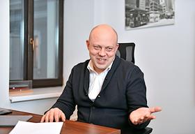 Интервью с генеральным директором ООО «Аврора Лайн» Алексеем Париловым в его рабочем кабинете