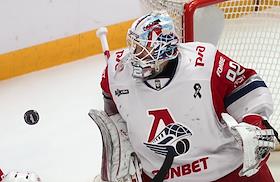 Континентальная Хоккейная Лига (КХЛ). Матч между командами 'Спартак' (Москва) - 'Локомотив' (Ярославль) на стадионе 'Мегаспорт'