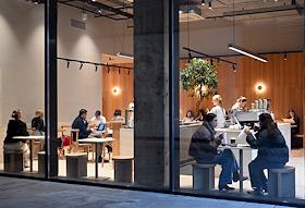 Жанровая съемка. Рестораны у метро 1905 года