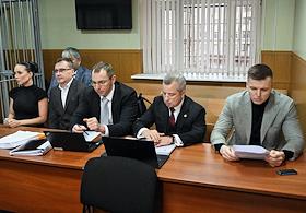 Рассмотрение уголовного дела блогера Валерии Чекалиной и ее бывшего супруга Артема, обвиняемых в незаконном выводе из России более 250 миллионов рублей, в Гагаринском районном суде