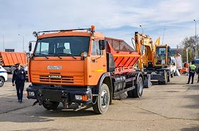 Детский интерактивный праздник-выставка 'Потрогай грузовик' в ТРЦ 'Мега Адыгея'