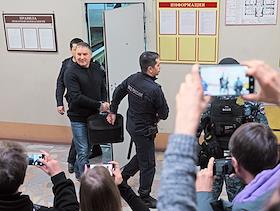 Судебное заседание по делу правозащитника Алексея Соколова, обвиняемого в реализации деятельности, направленной на дестабилизацию обстановки в регионе, в Кировском районном суде