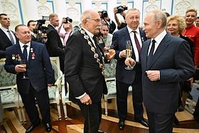 Церемония вручения государственных наград в Екатерининском зале Кремля