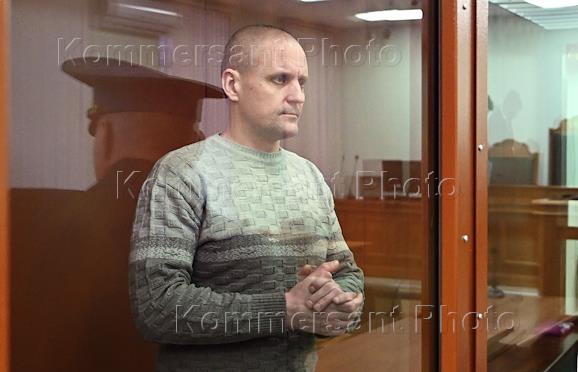Судебное заседание по делу лидера 'Левого фронта' Сергея Удальцова, обвиняемого в оправдании терроризма в интернете, во Втором западном окружном военном суде