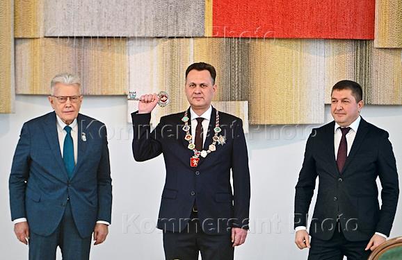 Церемония инаугурации мэра Красноярска Сергея Верещагина в овальном зале Администрации города Красноярска