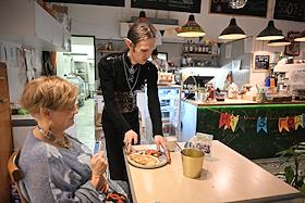 Работа инклюзивного кафе «Разные Зёрна»