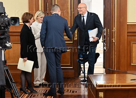 Заседание правительства  России