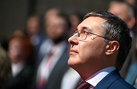 Председатель ЛДПР Леонид Слуцкий принял участие в III Форуме негосударственного образования в Кластере 'Ломоносов'