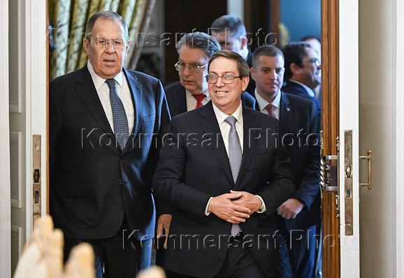 Встреча министра иностанных дел России Сергея Лаврова с министром иностранных дел Кубы Бруно Родригесом в Доме приемов МИД России