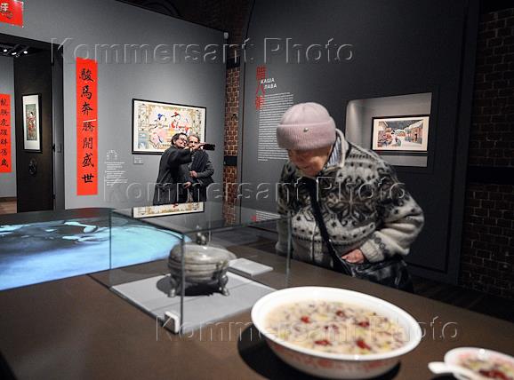 Выставка 'Праздник весны. Новый год в старом Пекине', посвященная китайскому Новому году, в Музее Москвы