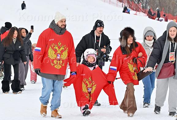 Фестиваль 'Сани' от Московских сезонов в Крылатском