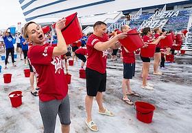 Международная спортивно-патриотическая акция 'Быть здоровым - это модно' на стадионе 'Ростех Арена'