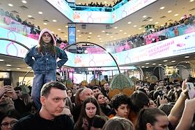 Многочасовой фестиваль 'МузОN Fest' в торгово-развлекательном центре (ТРЦ) 'Европейский'