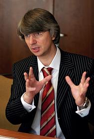 Интервью с владельцем 'Север-сталь-авто' Швецовым Вадимом в гостинице 'Арарат'