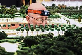 Монтаж экспозиции музея-макета 'Петровская Акватория' на территории Гостиного двора