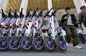 Жанровая съемка. Электросамокаты в Москве