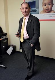 И.о. Председателя правления московского офиса банка HSBC - Стюарт Лоусон