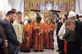 Богослужение на Пасху в храме апостола и евангелиста Иоанна Богослова