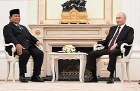 Президент России Владимир Путин и президент Индонезии Прабово Субианто во время встречи в Москве. 13 апреля 2026