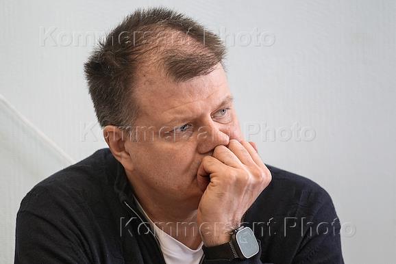 A court hearing in the Nizhny Novgorod City Court against Dmitry Kartushin, head of Geo-Gid LLC, who is accused of fraud amounting to 220 million rubles