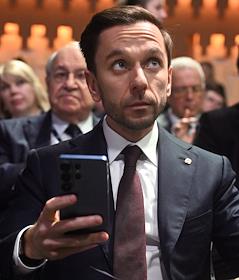 V Съезд Российского общества 'Знание' в Национальном центре 'Россия'