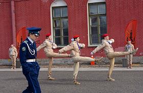 Конкурс 'Эстафета памяти - Почетный караул' в Санкт-Петербурге