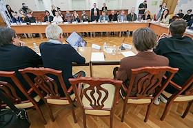 Заседание 'Совета неравнодушных граждан' в Свердловской областной научной библиотеке имени В.Г.Белинского