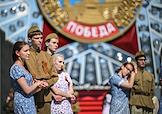 Танцевальная акция 'Вальс Победы', в преддверии 81-летия Победы в Великой Отечественной войне, у главного входа на ВДНХ