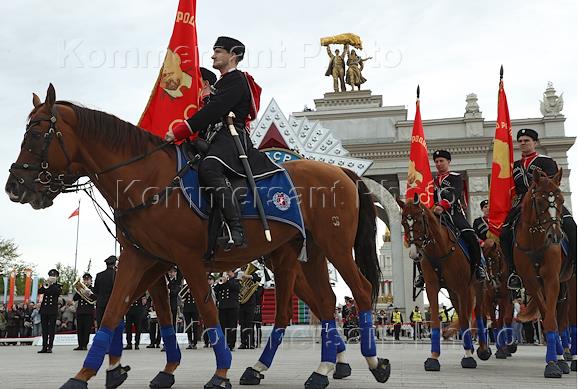 Events of the 'Living Echo of the Great Victory' celebratory program in honor of the 81st anniversary of Victory in the Great Patriotic War is held at VDNKh