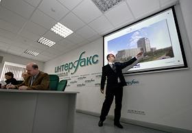 Пресс-коференция руководства гостиничной сети 'Starwood Hotels & Resorts' и Управляющей компанией группы 'МЕГАПОЛИС' на тему: 'Строительство и управление шестого по счету отеля 'Шератон' в России'. Пресс-коференция прошла в центральном офисе агентства 'Интерфакс'.
