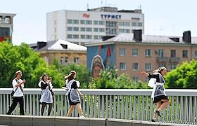 Праздник для выпускников 'Последний звонок' в Омске