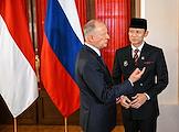 Российско-индонезийские консультации по взаимодействию в морской сфере с участием помощника президента России, председателя Морской коллегии Николая Патрушева и министра-координатора по вопросам инфраструктуры и развития регионов Индонезии Агуса Юдойоно в гостинице 'Метрополь'