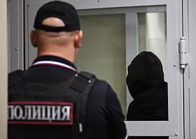 Оглашение приговора Артему Миссюре, обвиняемого в отравлении двух человек, в Московском областном суде