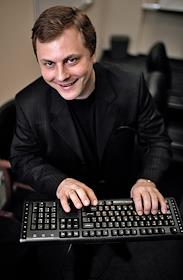 Глеб Семенов - Генеральный директор 'Сети компьютерных клиник'