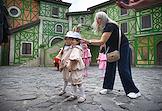 Пресс-тур на съемки музыкальной семейной комедии 'Зубастая няня' на территории кинопарка 'Москино'