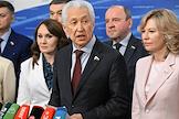 Пленарное заседание Государственной думы (ГД) России. Закрытие весенней сессии. Депутаты в кулуарах