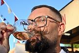 Фестиваль российских вин 'ГЛАВВИНО ФЕСТ 2026', приуроченный к празднованию 87-летия ВДНХ, на площадке перед павильоном №510 'ГЛАВВИНО' ВДНХ
