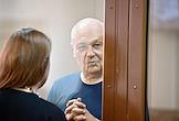 Оглашение приговора по делу бывшего сенатора Александра Сабадаша и бывших топ-менеджеров банка 'Таврический' Сергея Сомова и Дмитрия Гаркуши, подозреваемых в мошенничестве в Головинском суде