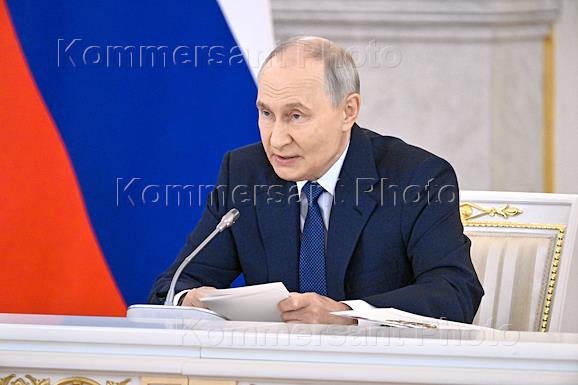 Заседание Совета по стратегическому развитию и национальным проектам в Кремле