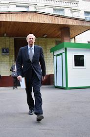 Президент ТНК-BP Роберт Дадли на допросе в следственной части Главного управления МВД России по Центральному федеральному округу.

