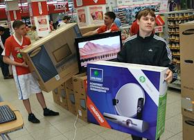 Акция 'Спутниковый комплект НТВ Плюс в подарок' в торговой сети магазинов электроники и бытовой техники 'Эльдорадо'