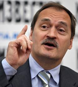 П/к на тему 'Либерализация рынка автострахования. Повышение тарифов на ОСАГО' в медиа-центре газеты 'Известия'