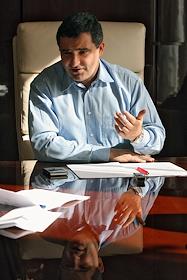 ГенеральныЙ директор компании 'Х5 Retail Group' Лев Хасис во время интервью