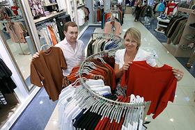 Президент 'Finn Flare' Ксения Рясова и генеральный управляющий компании 'АРПИКОМ' Михаил Зельман во время интервью в магазине 'Finn Flare', распорложенном в Торговом центре (ТЦ) 'Белая дача'.

