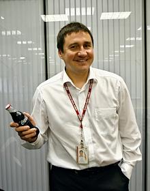 Портреты сотрудников компании Coca-Cola.
Алексей Белоусов, Яна Гуськова, Наталья Левичева, Юрий Шеробакин, Алексей Сизов