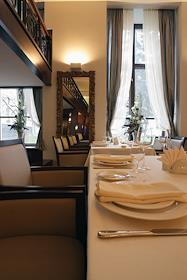 Интерьер ресторана 'Ботик на Ильинке'