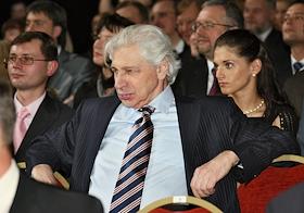 Церемония награждения лауреатов национальной премии в области бизнеса 'Компания года-2008'. Церемония прошла в Гостином Дворе