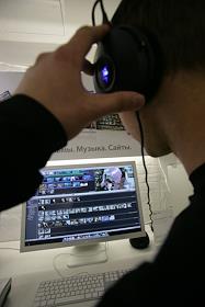 Бутман Евгений, генеральный директор группы компаний Apple IMC в странах СНГ во время интервью в магазине розничной брэндовой сети Apple 're:Store'