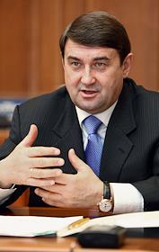 Министр транспорта Игорь Левитин во время интервью